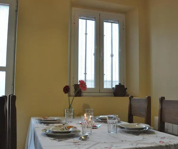 La Sastreria De Nyaraló